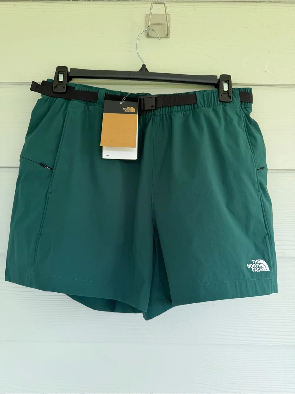 The North Face Class V Pathfinder Belted Shorts Men’s M Short Deep Nori NWT